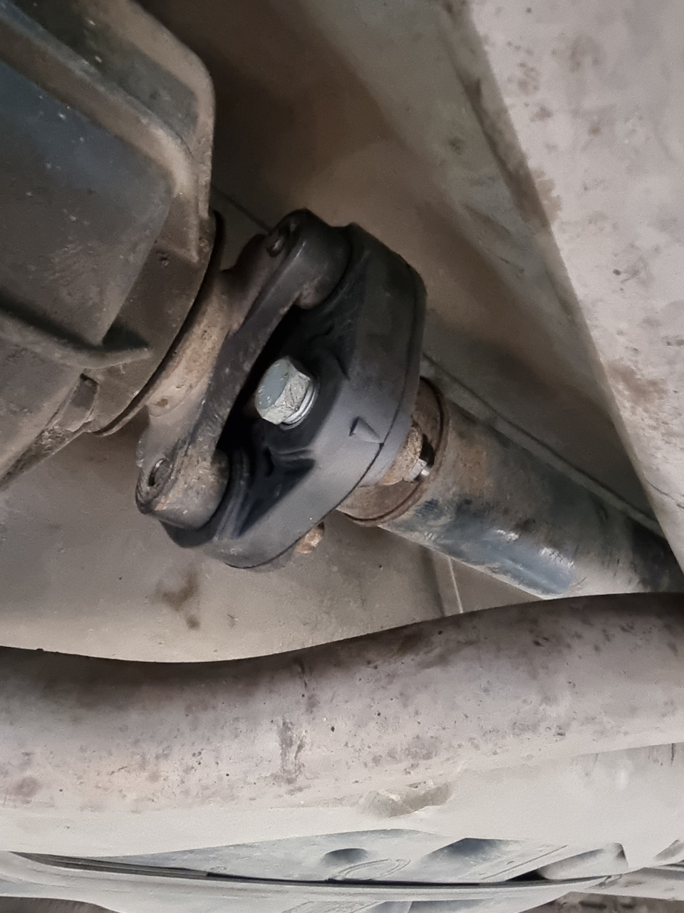Уже на месте — Hyundai Santa Fe (2G)