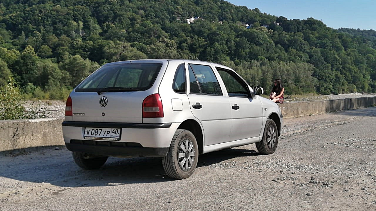 Фольксваген пойнтер 1.0. VW Pointer 2005. Volkswagen Пойнтер 2005. Фольксваген Пойнтер 2005 хэтчбек 1.0.