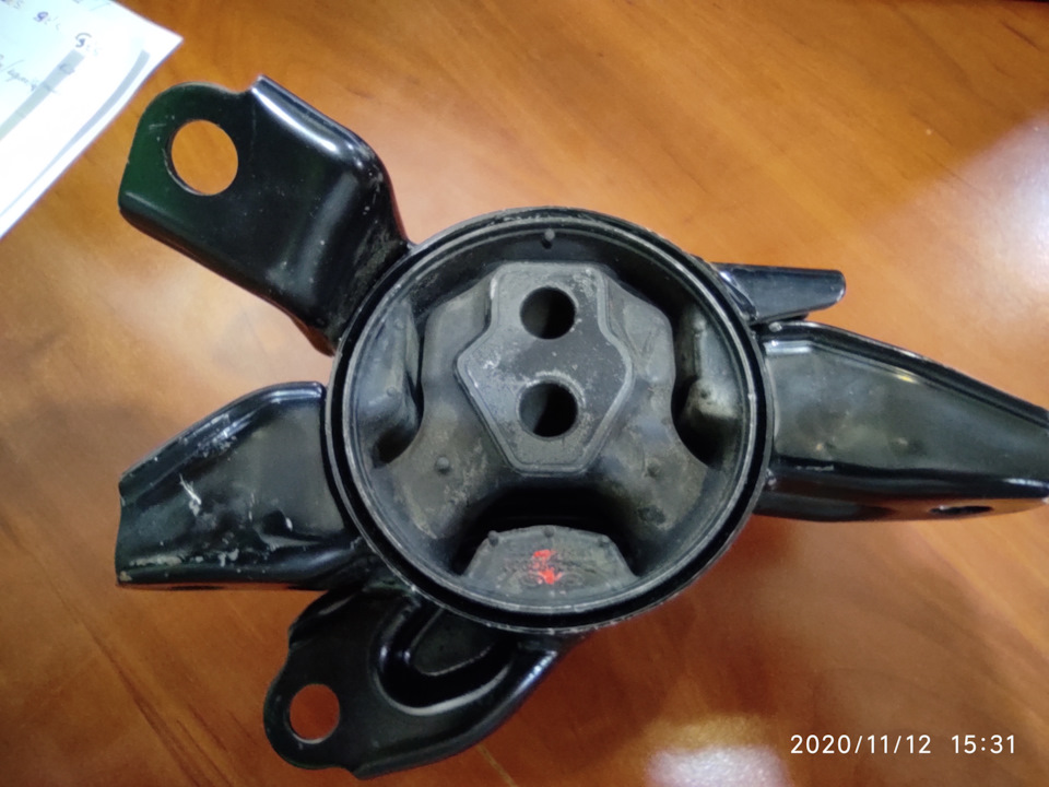 Люфт рулевого наконечника — Hyundai Solaris, 1,6 л, 2011 года ...