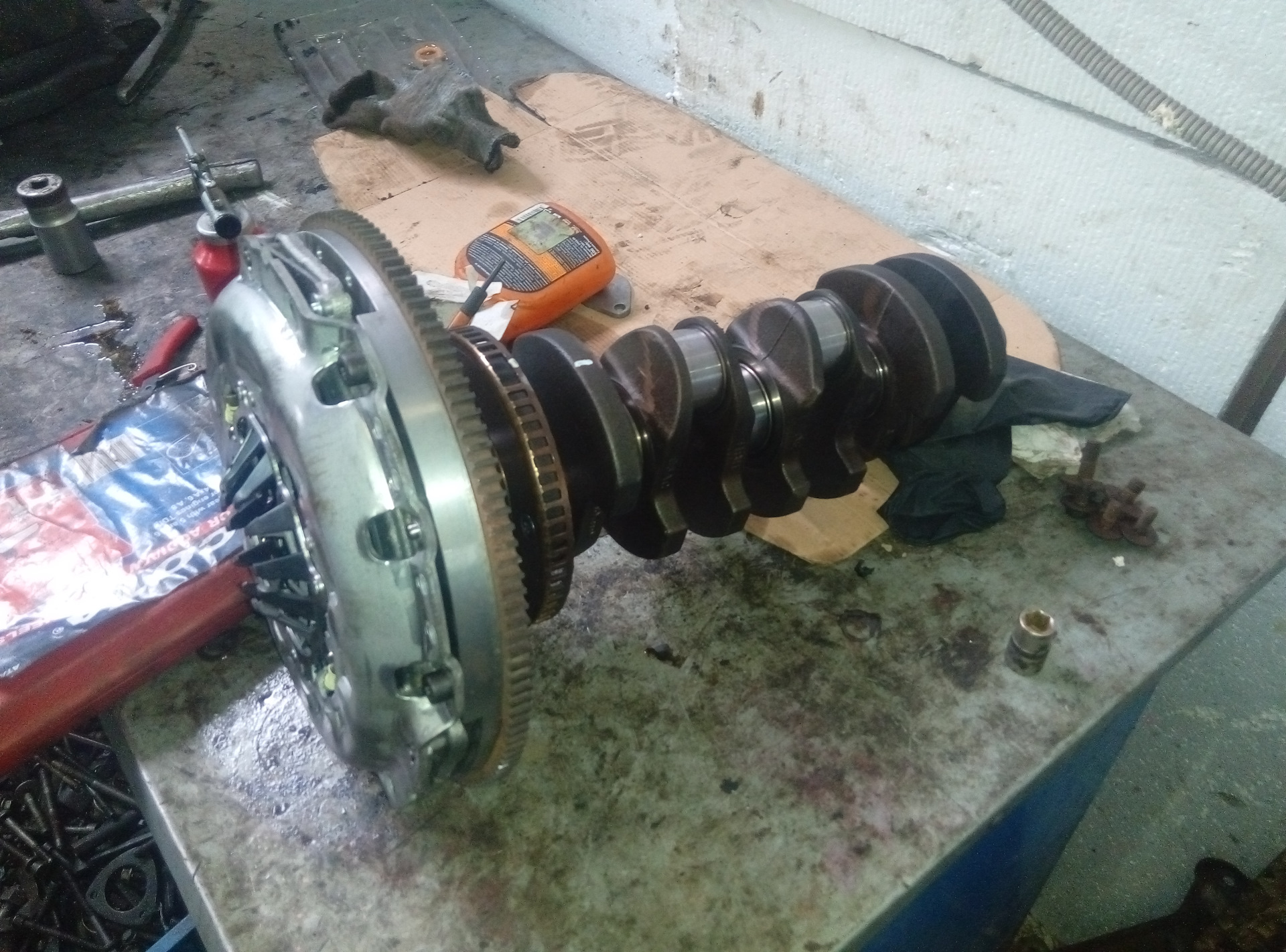 AUDI A4 ESTATE 1.8 T FLYWHEEL AND COMPLETE CLUTCH KIT