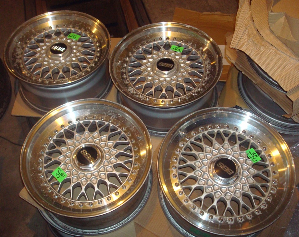 На продажу через несколько. BBS rs772. BBS RS r15. BBS RS r16 Passat. Комплект дисков BBS RS r15 хром.