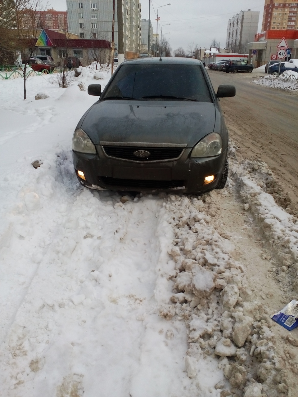 Опер-стуле — Lada Приора седан, 1,6 л, 2011 года | просто так | DRIVE2