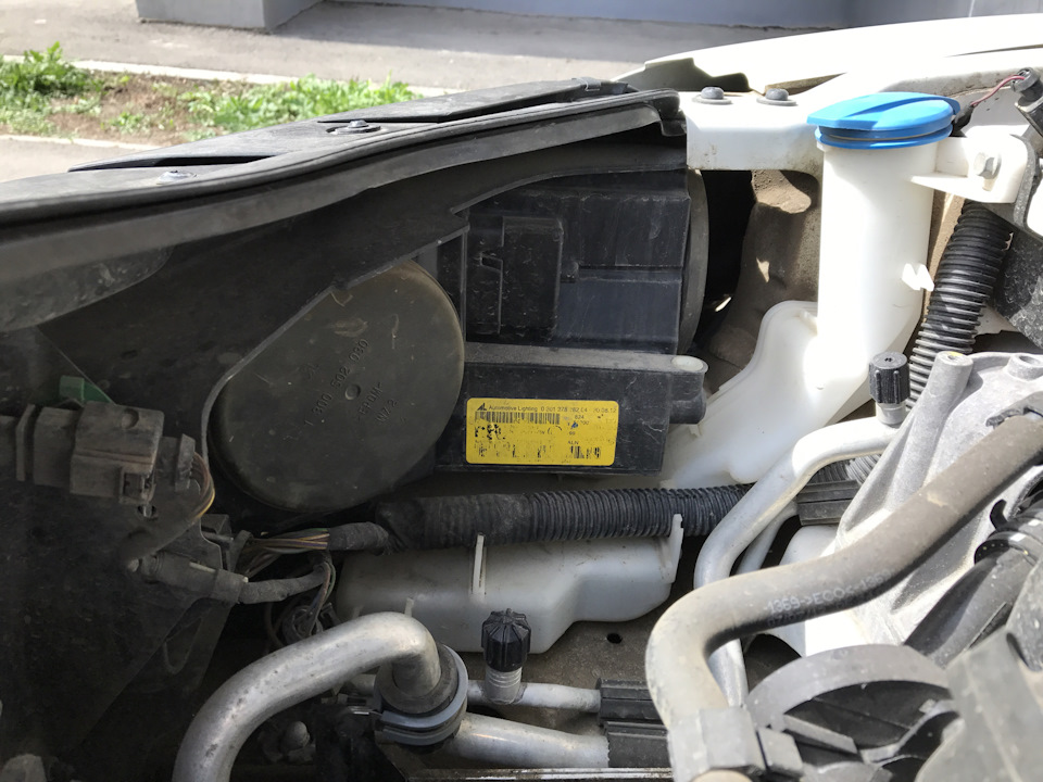 Адаптивный свет — Volkswagen Passat CC, 1,8 л, 2012 года | своими ...