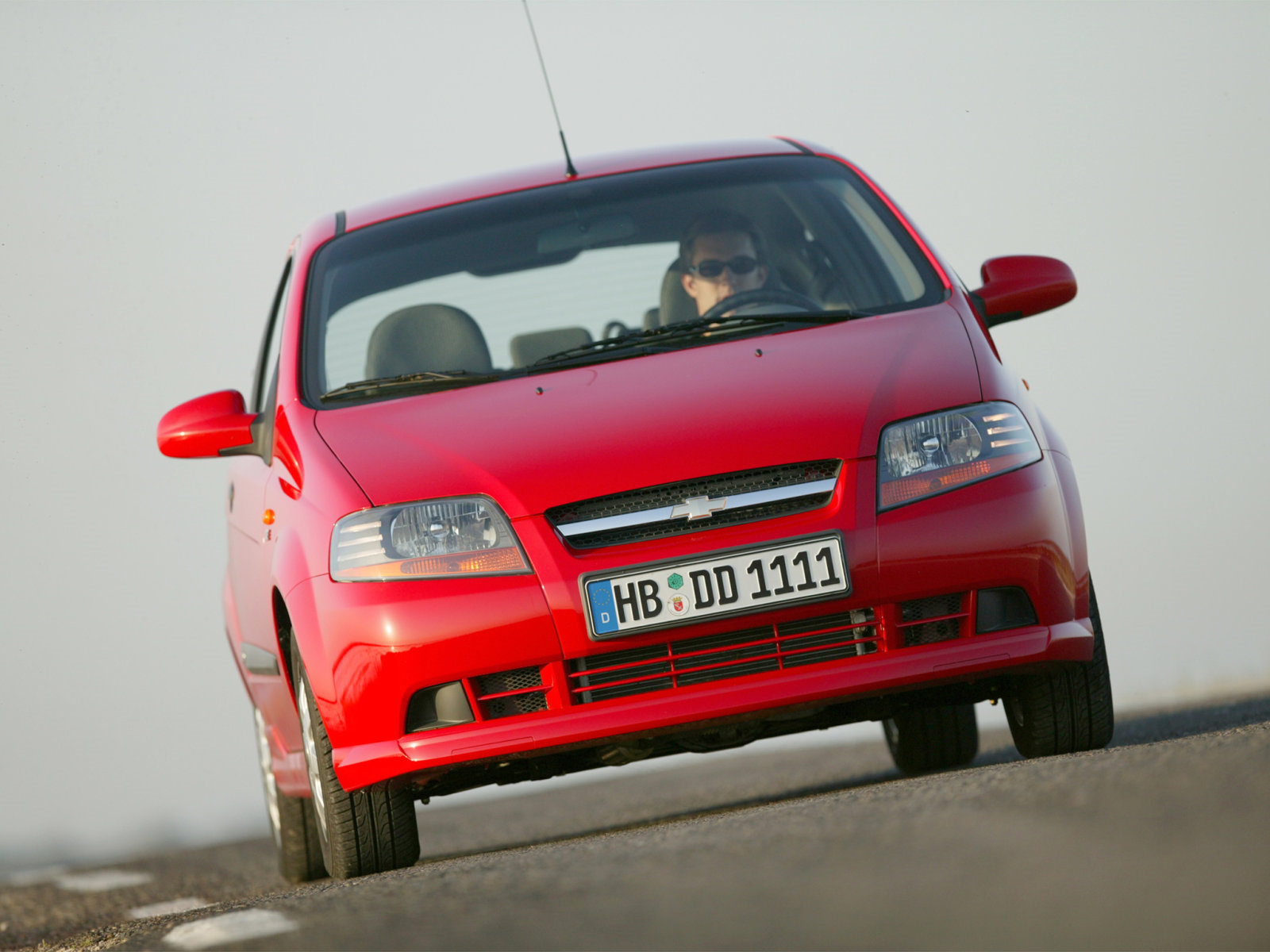 Авео т200 хэтчбек 1.2. Шевроле Авео т200 1 поколения. Шевроле Авео т200 хэтчбек 3 двери. Калос 3. Chevrolet Kalos 1.2 2005 podxodiashii Motor.