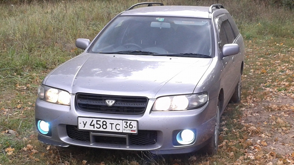 Ниссан Авенир 2007