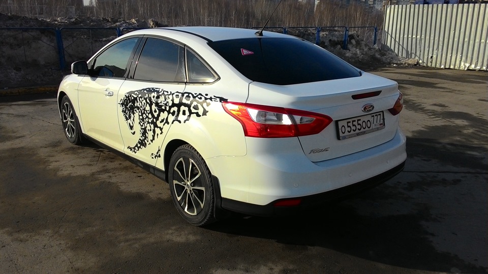 Услуги покраски жидкой резиной Plasti Dip — Ford Focus III Sedan, 1,6 л ...