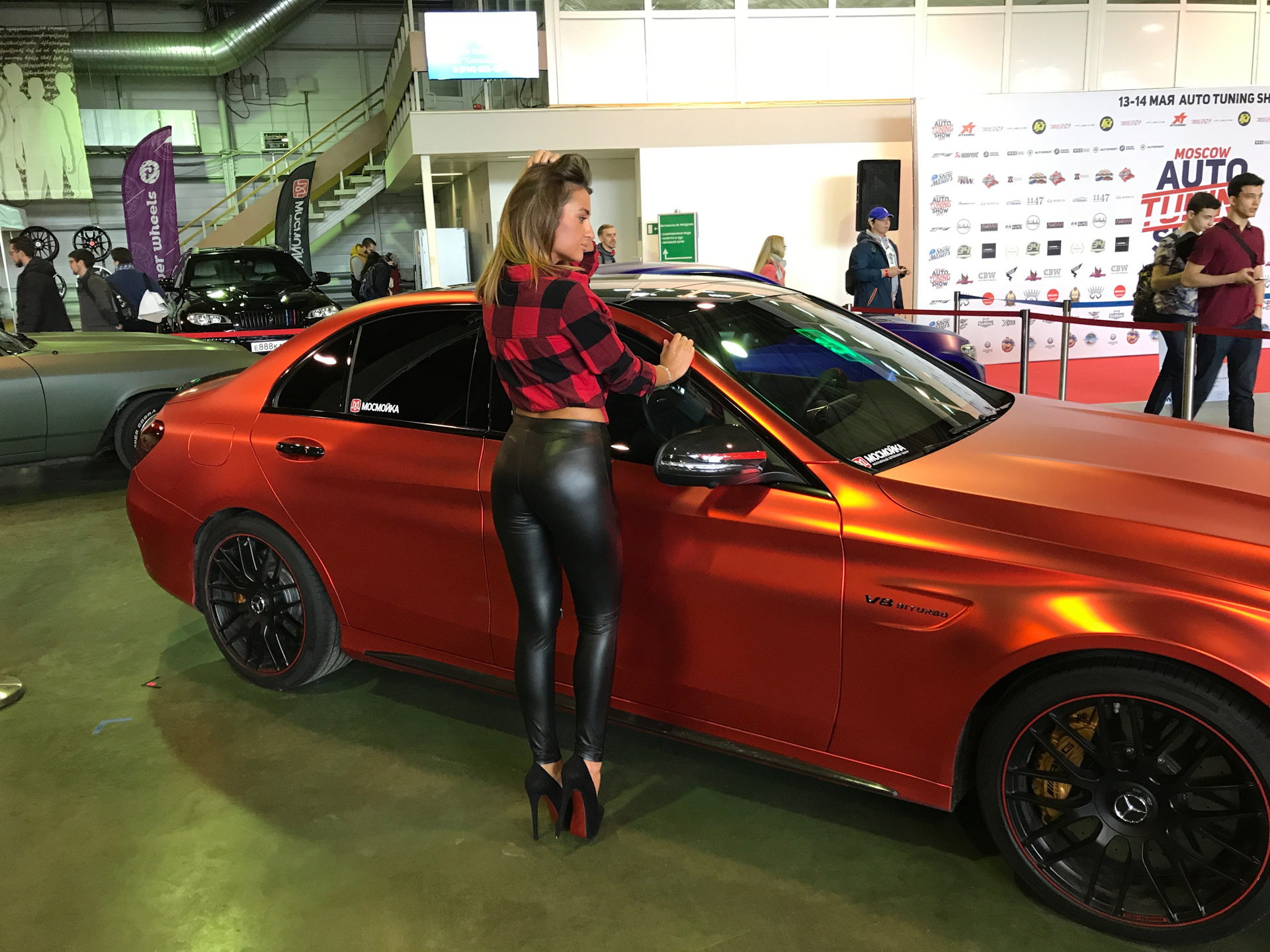Tuning moscow. Moscow Tuning show. Moscow Tuning show 2018 машины. Auto Tuning show 2020. Moscow auto Tuning show.