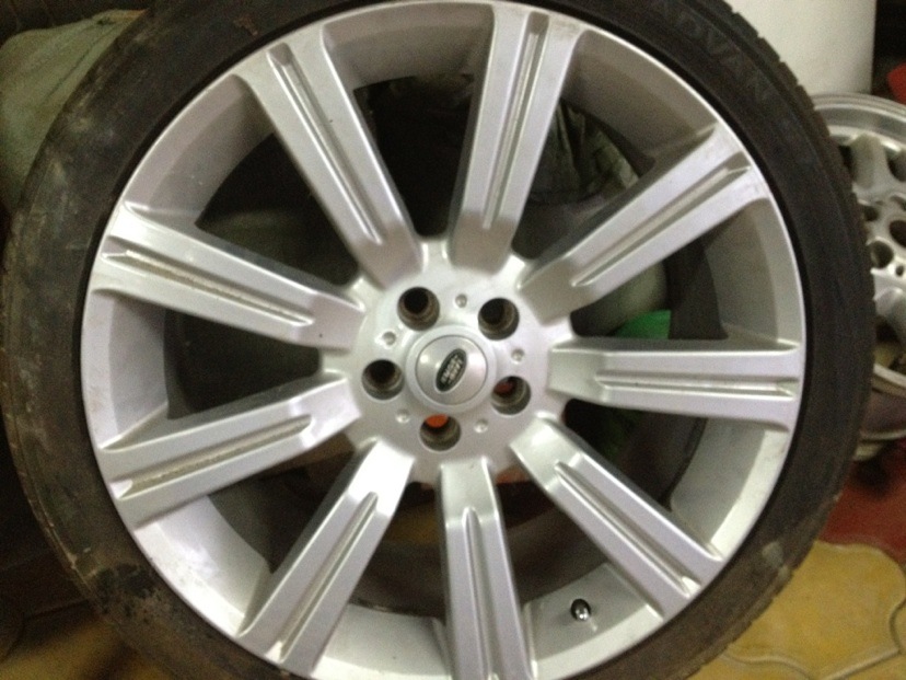 Колеса. Ленд Ровер. 22ые. — Peugeot 308 (1G), 1,6 л, 2012 года ...