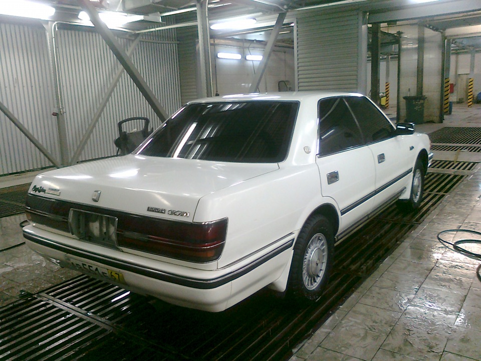 Toyota Crown 1990