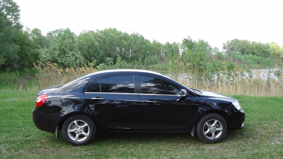 geely emgrand ec7 цвета кузова