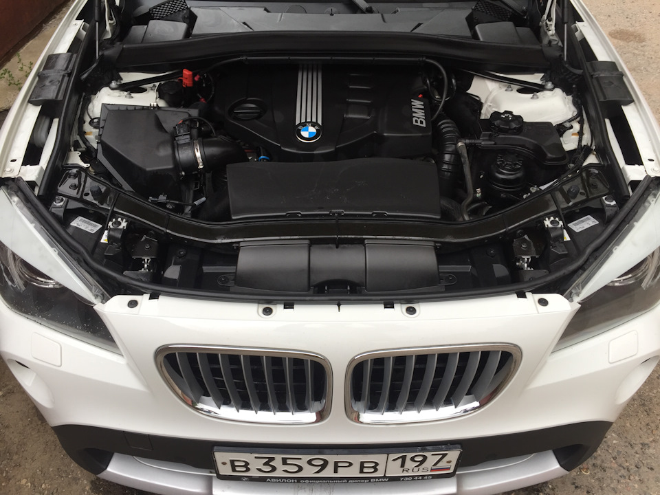 Расположение двигателя bmw x1