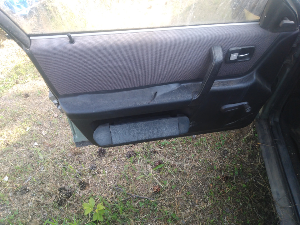 Продаю обшивки дверей ауди с3 100 на Audi 100 (C3). | 1 200 ₽ в городе ...