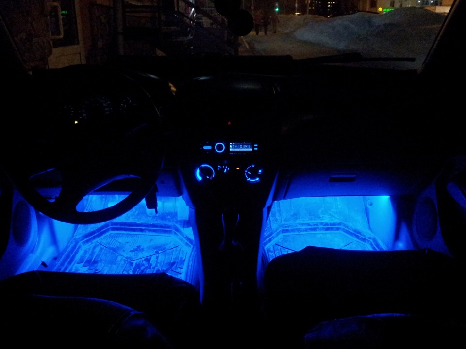 Замена подсветки салона Pat №2 — Nissan Almera II (N16), 1,5 л, 2000 ...