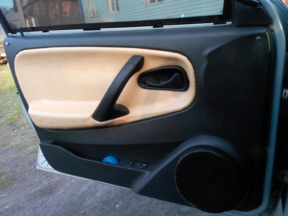 ваз 2115 крепления обшивки. обшивки дверей ваз 2114 люкс 2. ваз 2113 дверные карты евро от ваз 2114. евро дверные вставки ваз 2114. обшивки ваз 2115 люкс.