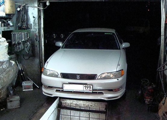      Toyota Mark II 25 1996 