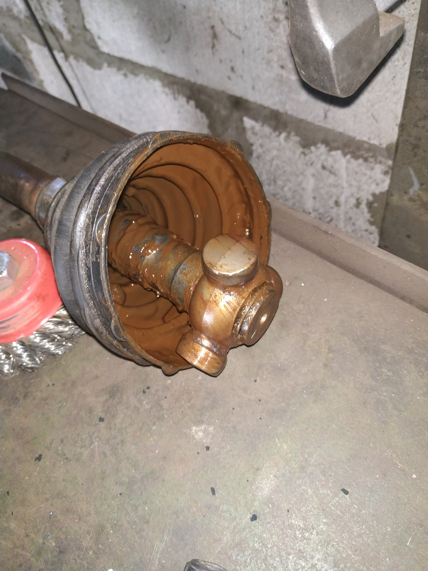 P090c ford focus 3. Проблема привода. Замена приводов на субару импреза. Проблема привода. Привода тойота авенсис т250.