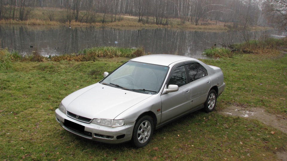 Аккорд какой бензин. Honda accord 1996. хонда аккорд 5 1996 года. honda 1996 года. хонда аккорд 1996 года фото.