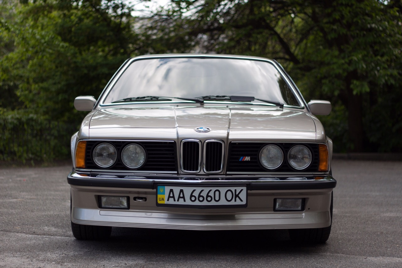 BMW e24 седан