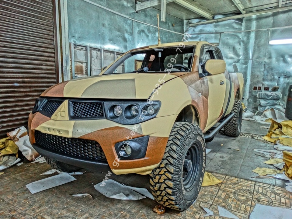 Mitsubishi l200 хаки