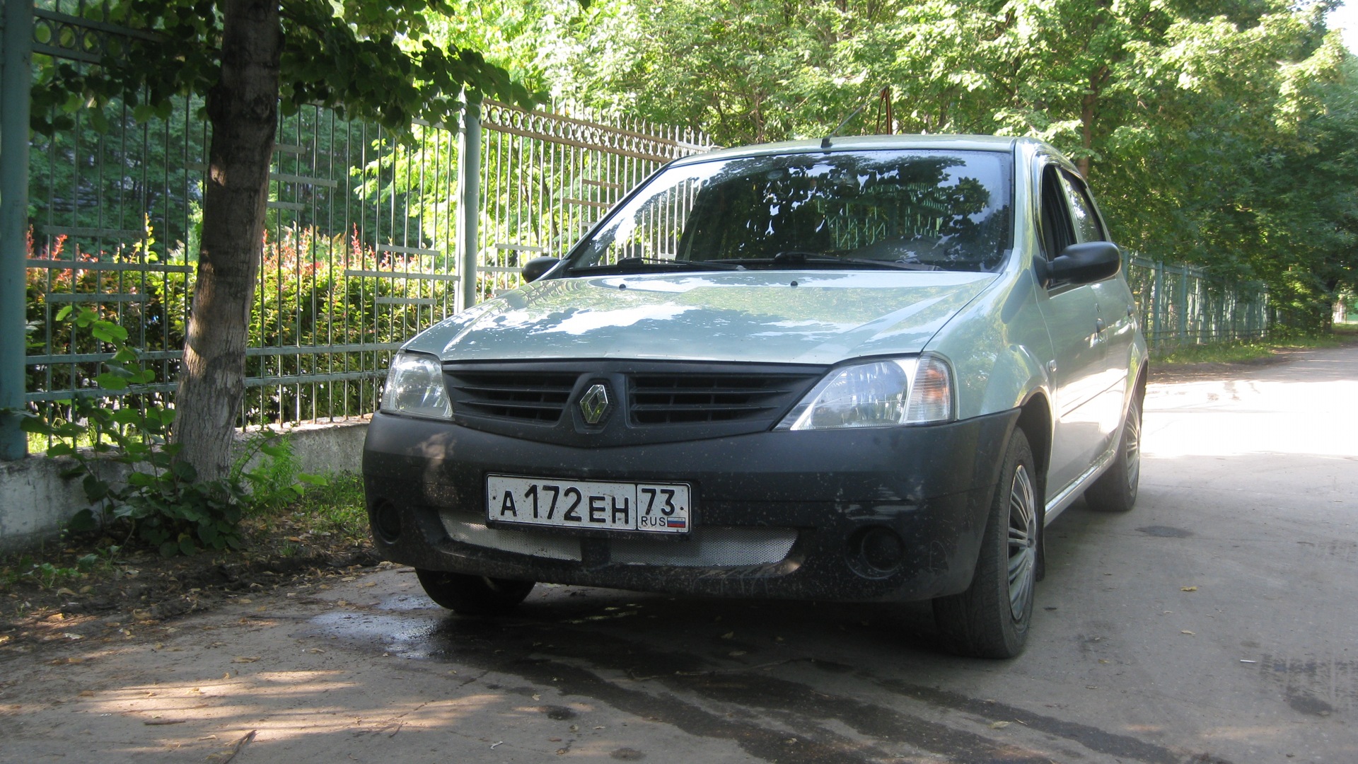 Renault Logan (1G) 1.4 бензиновый 2005 | 1.4 Спанч Боб на DRIVE2