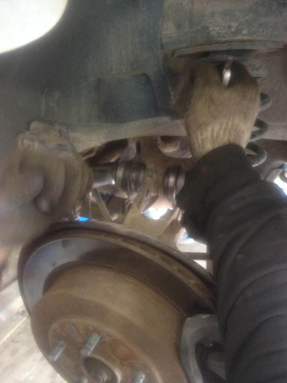 Процесс затяжки/запрессовки — Subaru Tribeca B9