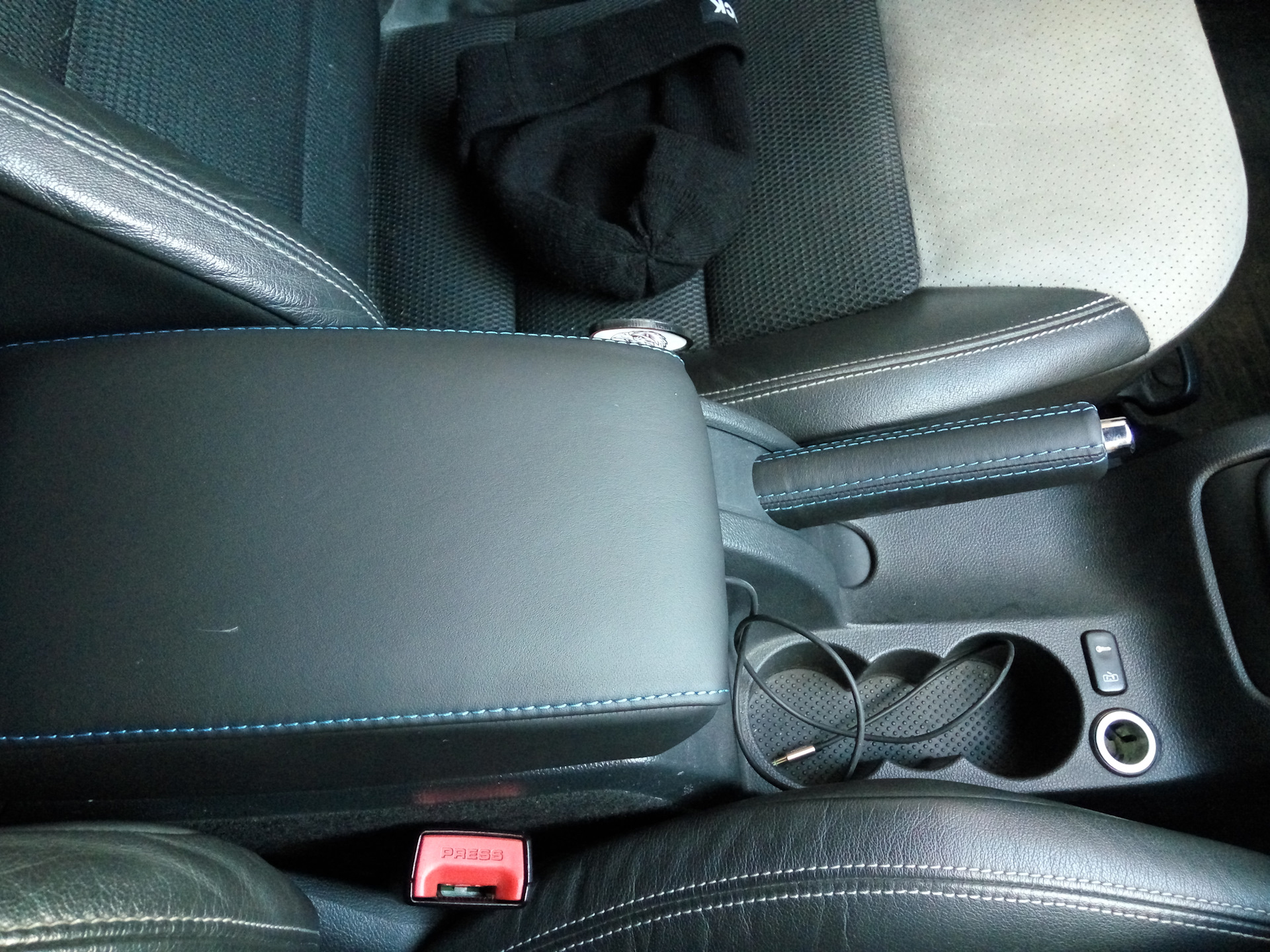 Замена жалюзи и немного стайлинга! — Skoda Octavia RS A5 Mk2, 2 л, 2007 ...