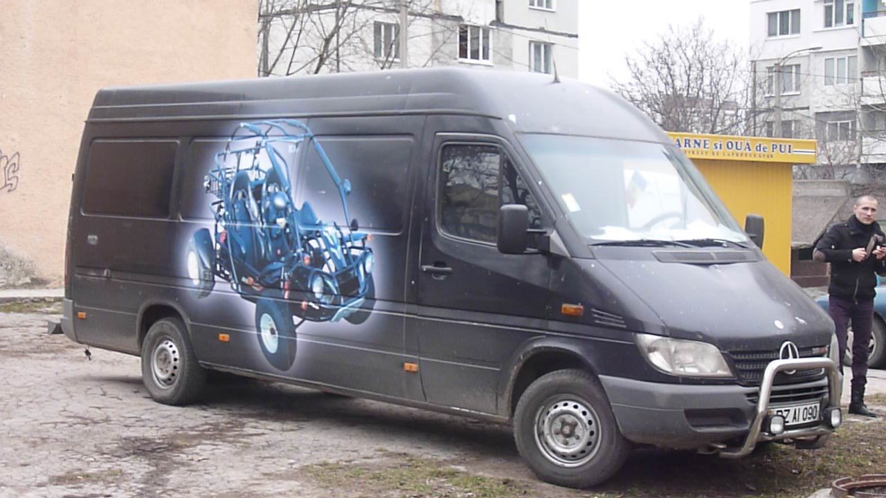 Mercedes-Benz Sprinter (1G) 2.2 дизельный 2003 | Английский Крейсер на  DRIVE2