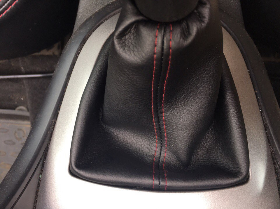 12. На родном месте — Peugeot 308 (1G)