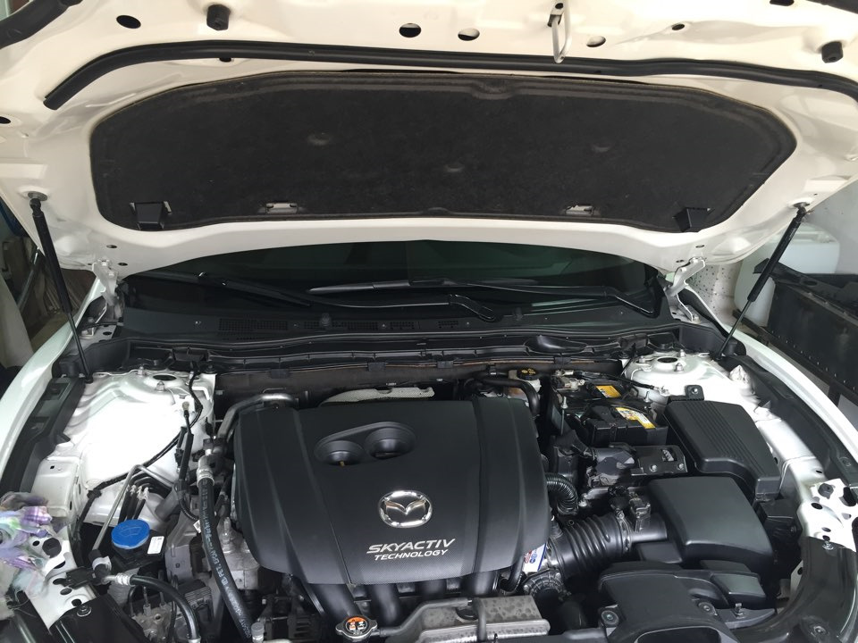 Упоры капота — Mazda 6 (3G) GJ, 2 л, 2014 года | аксессуары | DRIVE2