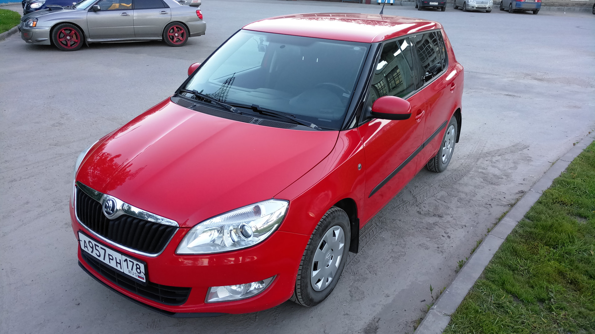 Skoda Fabia Mk2 1.4 бензиновый 2010 | Красная на DRIVE2