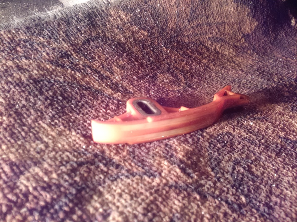 Сборка.Замена натяжителя цепи балансиров — Dodge Stratus (2G), 2,4 л