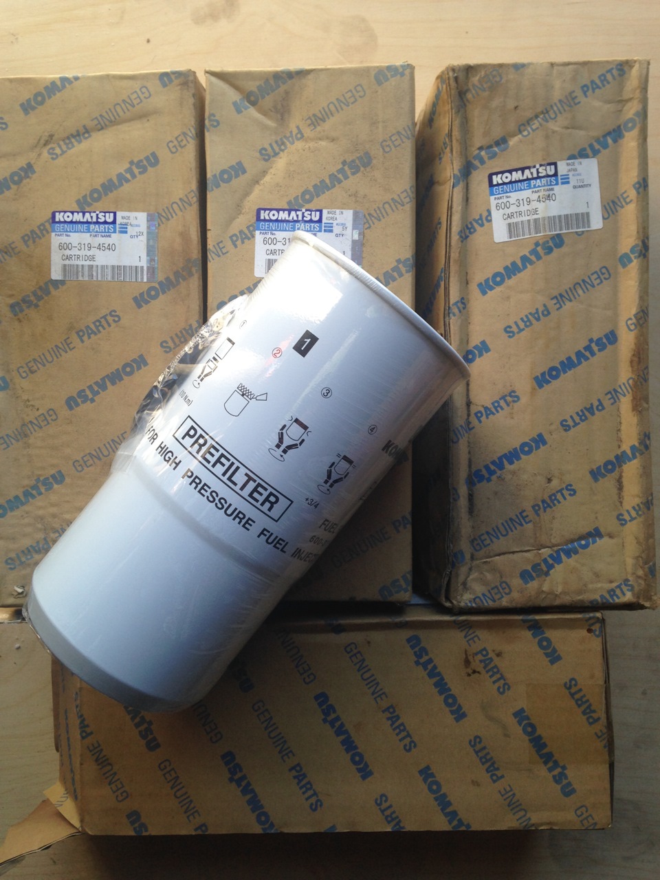 Фильтр топливный двс 600-319-4540 komatsu. 600-319-3602 фильтр топливный в сборе 600-311-3600. 600 319 4540. 600-319-4540 фильтр топливный. 600-319-4540 фильтр топливный.