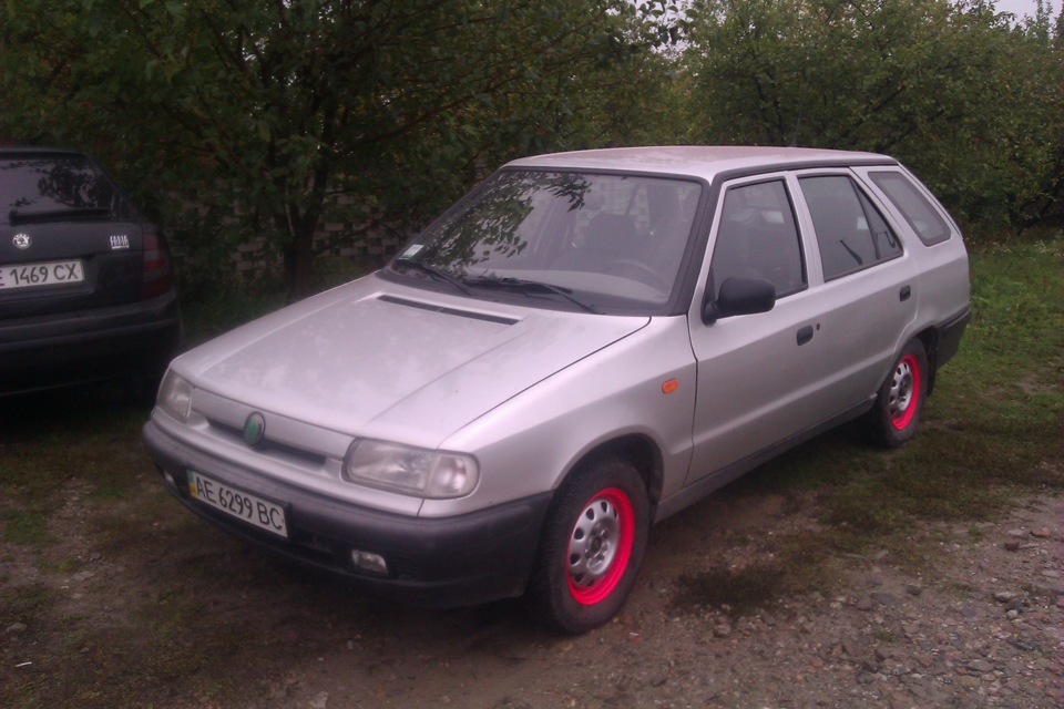 Разбавим серые будни. — Skoda Felicia, 1,3 л, 1998 года | колёсные ...