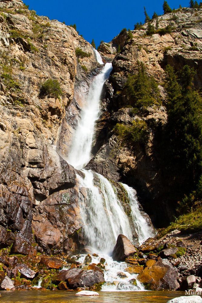 Бурхан булак. Водопад Бурхан-Булак. Текели водопад Бурхан. Булак Кыргызстан водопад. Таза Булак Казахстан.
