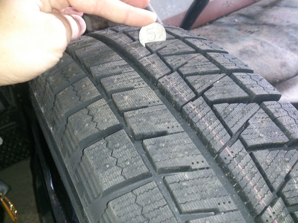 Bridgestone Blizzak Revo GZ — Volkswagen Golf Mk6, 1,6 л, 2011 года ...
