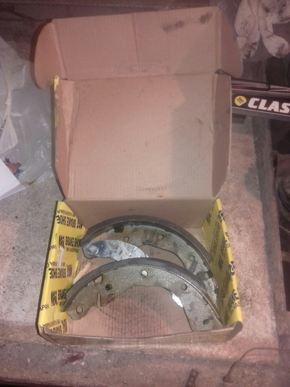 Замена тормозного цилиндра( правого)и тормозных колодок — Daewoo Lanos ...