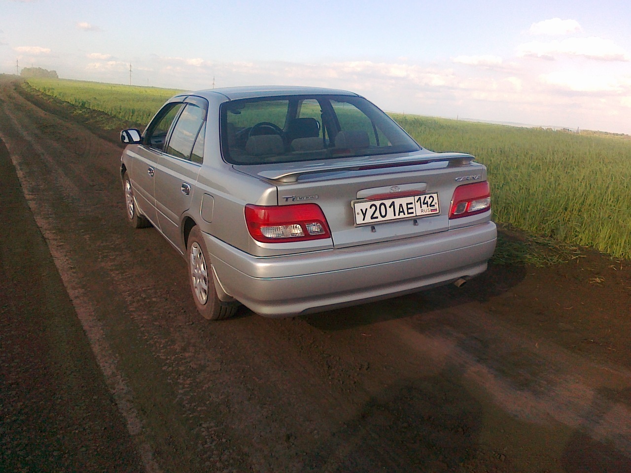 Toyota Carina пикап