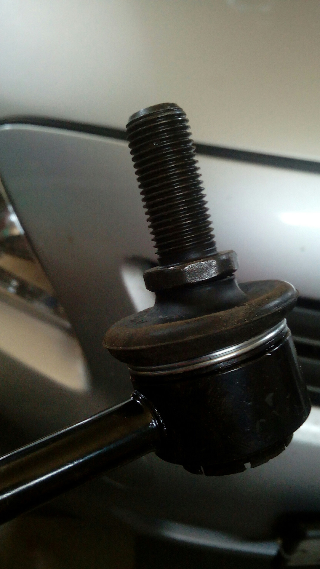 Стойки стабилизатора — Toyota Corolla (140/150), 1,6 л, 2007 года ...