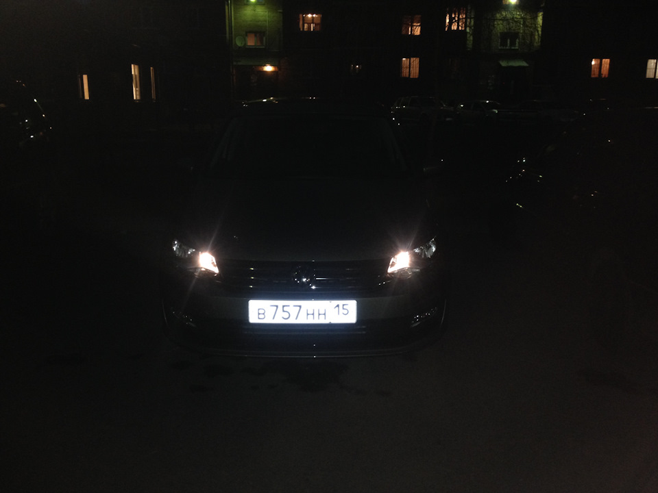 лампочки габаритов — Volkswagen Polo Sedan, 1,6 л, 2017 года ...