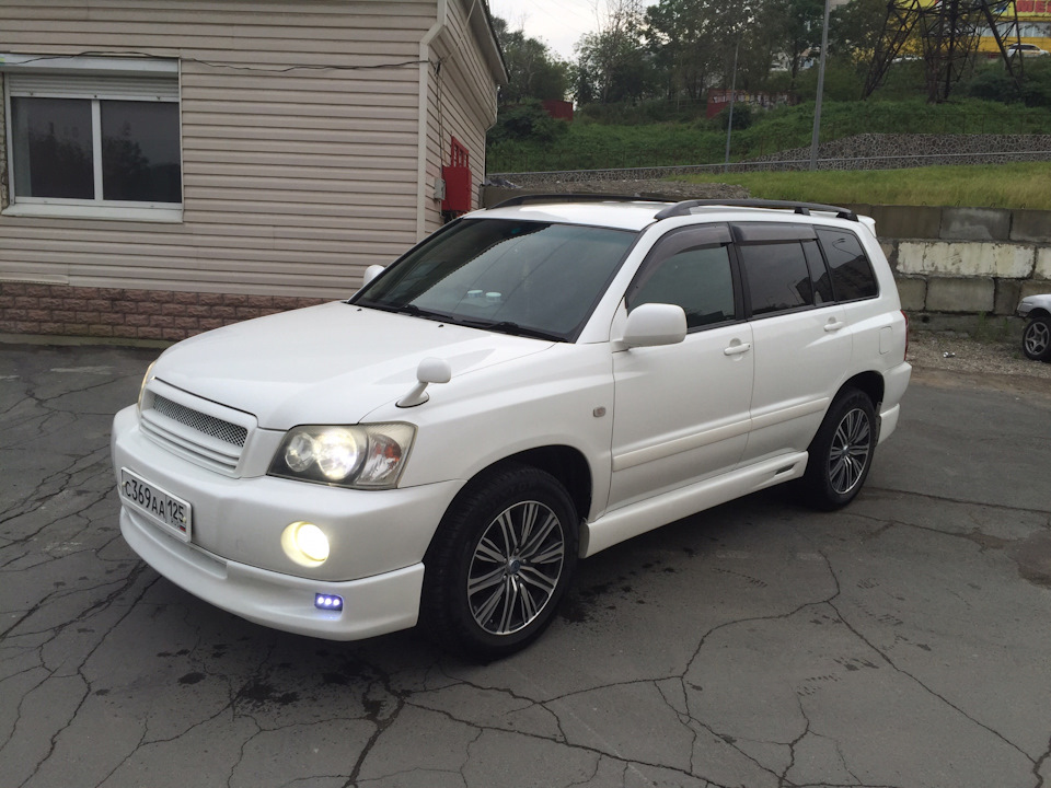 Toyota Kluger 2001. Тойота Клюгер 2001г. Тойота Клюгер 2002. Тойота Клюгер 2005.