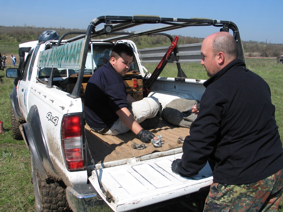 Фото в бортжурнале Nissan Navara (1G)