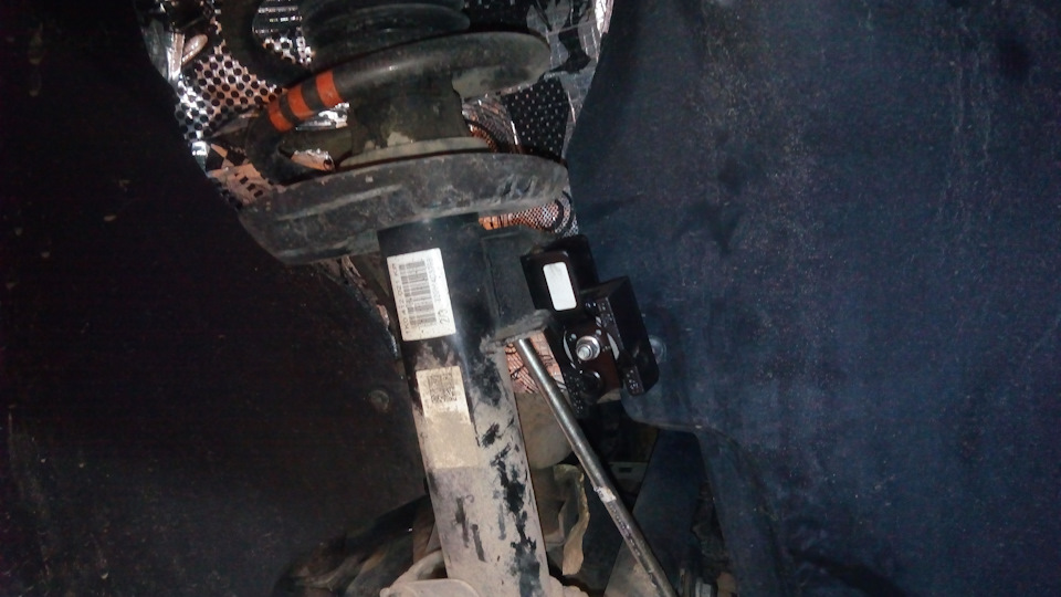 демпфер от Форда Куга — Skoda Yeti