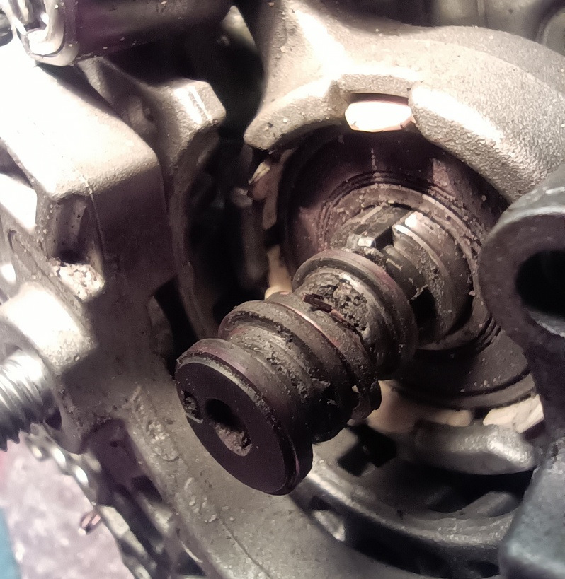 А токовые кольца, ну их можно сказать уже не было. — Ford Galaxy (Mk III)