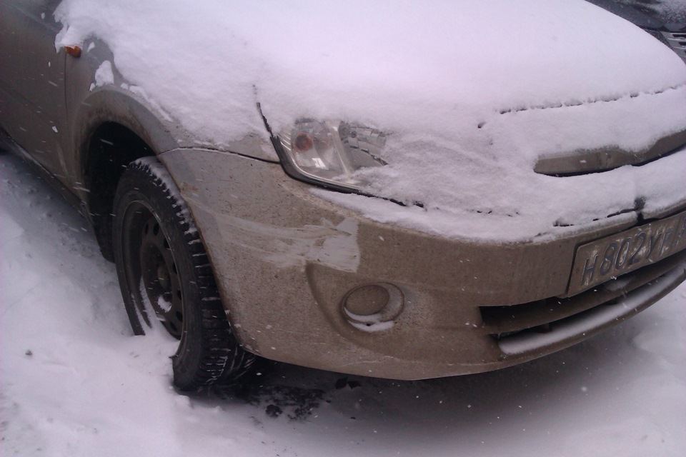 ДТП 2, опять двор! — Lada Гранта (1G), 1,6 л, 2012 года | ДТП | DRIVE2