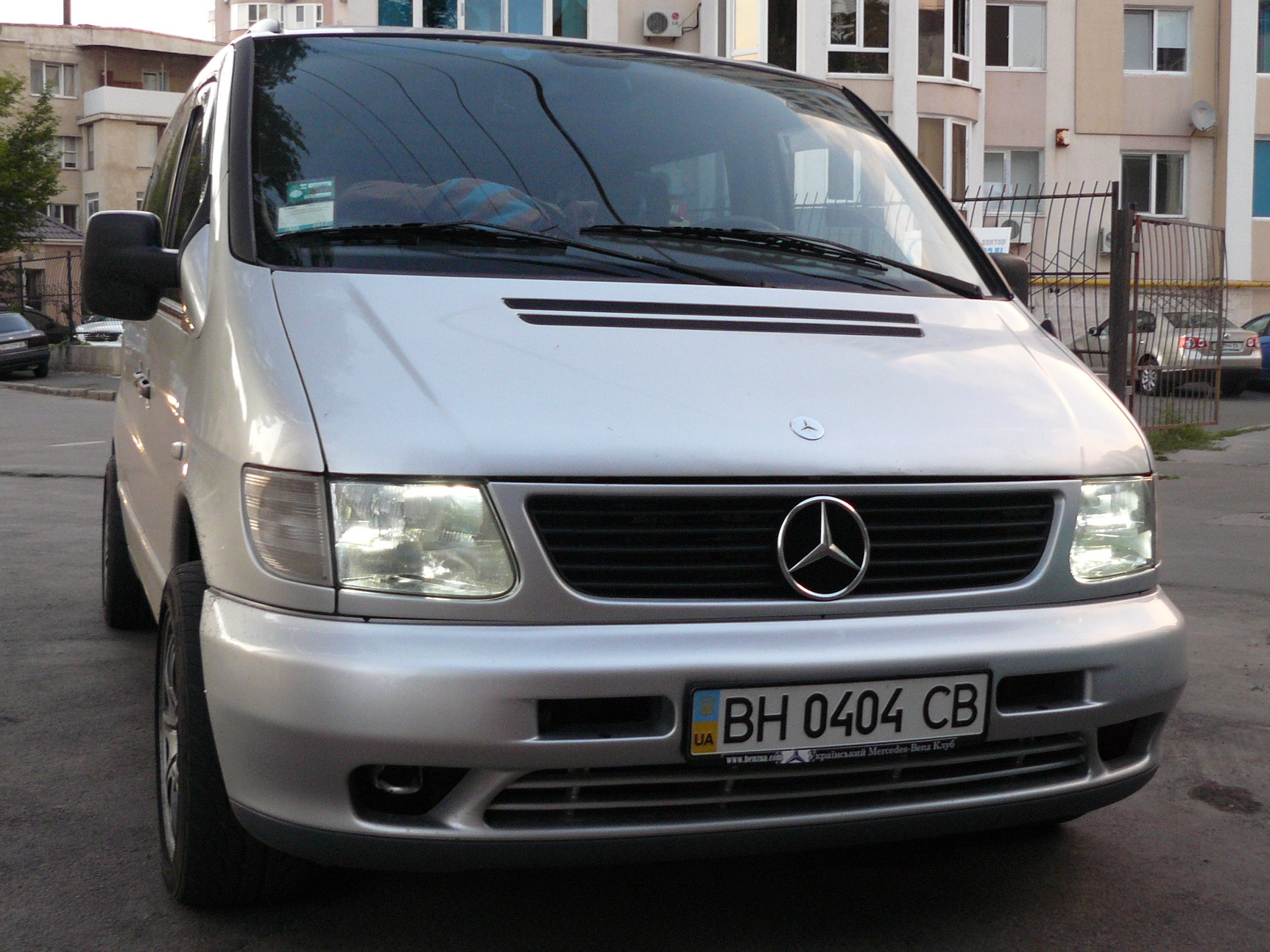 Диодные габариты — Mercedes-Benz V-Class (W638), 2,3 л, 1998 года |  аксессуары | DRIVE2