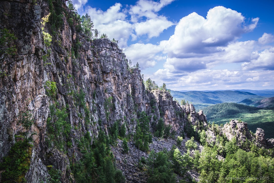 Орлиные скалы Айгир