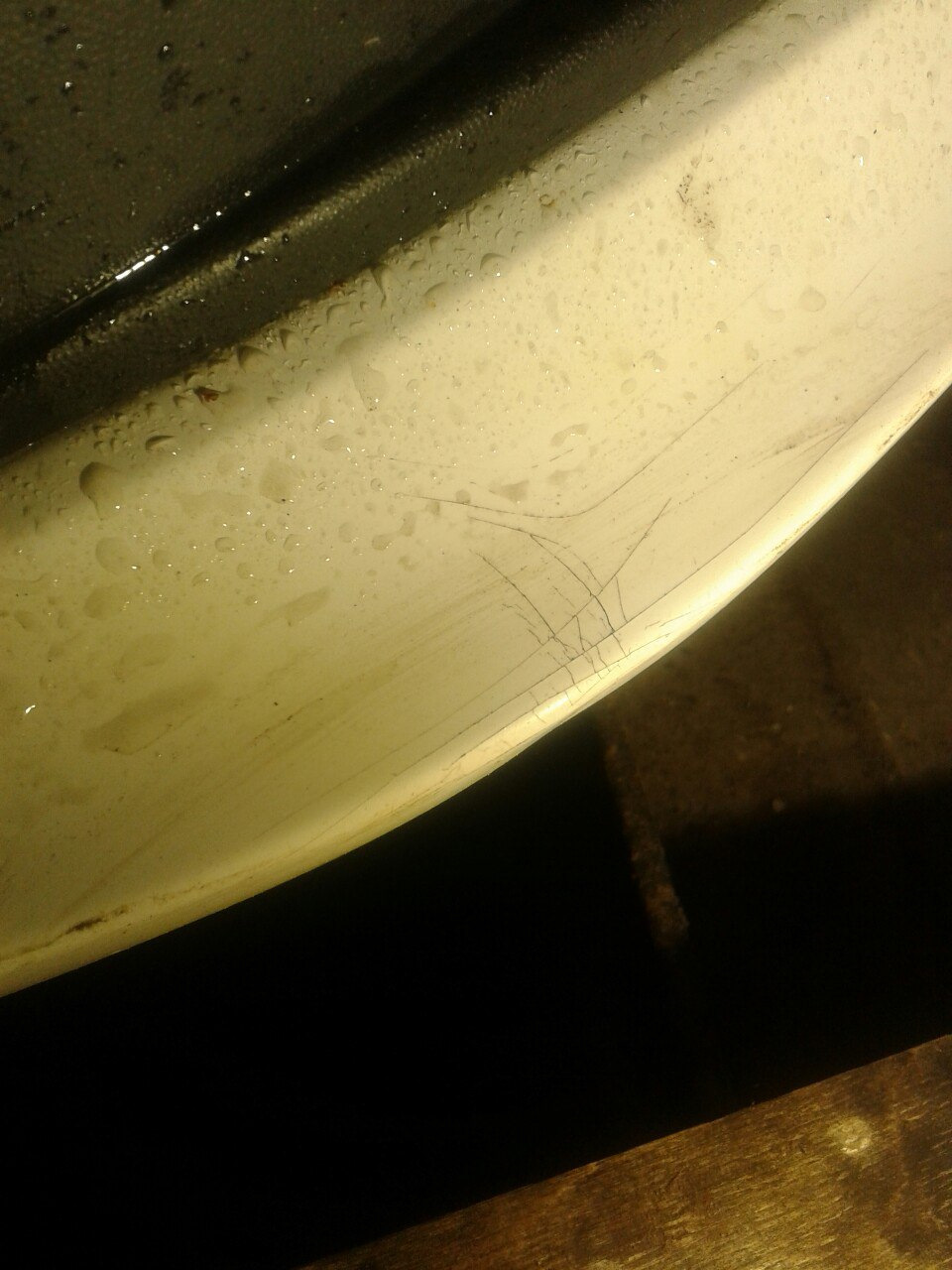 Был тут в отпуске. Чем замазать бампер? — Volkswagen Polo Sedan, 1,6 л ...