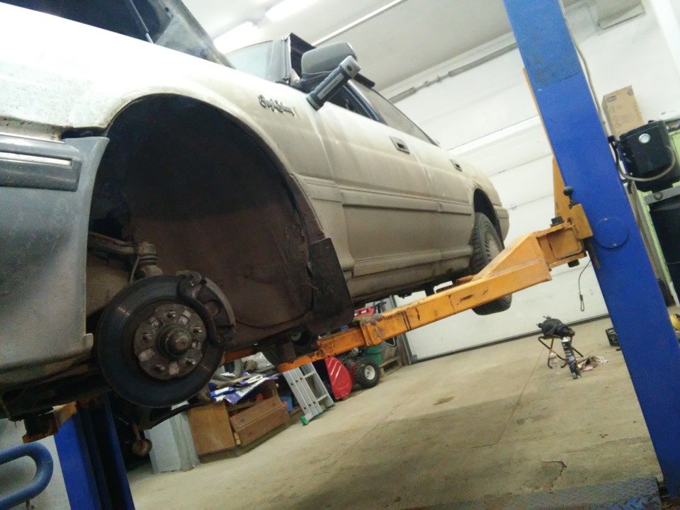 Toyota Crown ms137 Снятие и замена рулевых тяг, маятникового рычага и ...