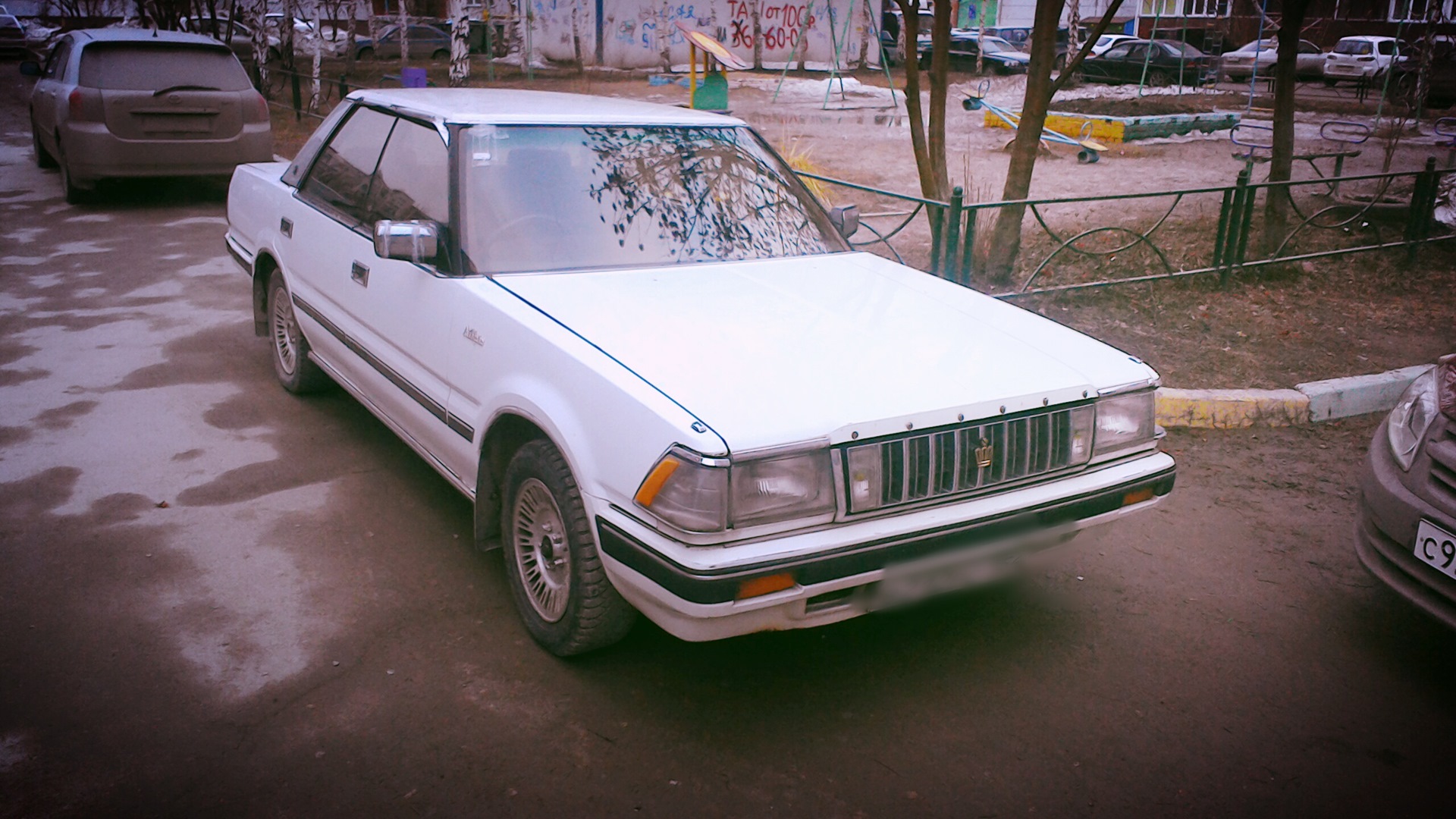 Toyota Crown s120