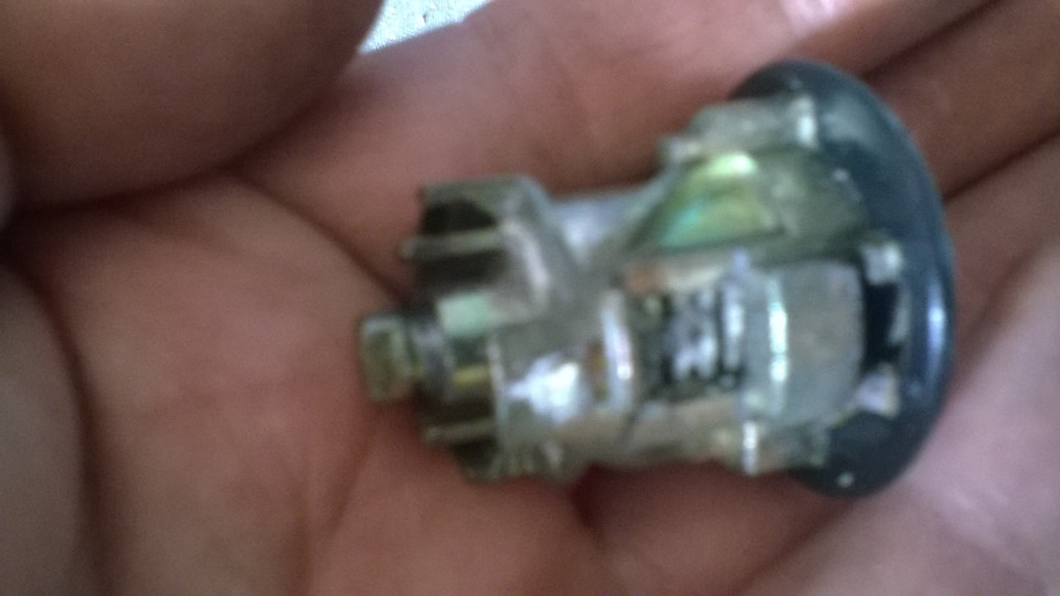 Замена замка на двери багажника и ревизия внутренней личины замка ...